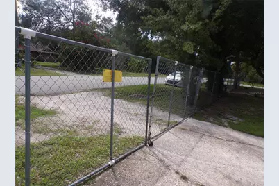 1037 Collins Avenue, Orange City, FL 32763 - Photo 6