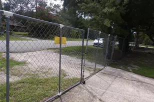 1037 Collins Ave, Orange City, FL 32763 - Photo 6