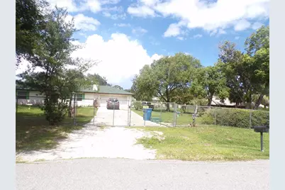 1037 Collins Avenue, Orange City, FL 32763 - Photo 4