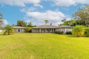 1086 Platinum Ct, Deltona, FL 32725 - Photo 2