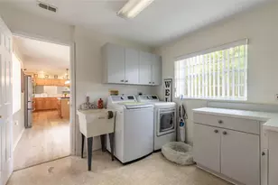 1086 Platinum Ct, Deltona, FL 32725 - Photo 32