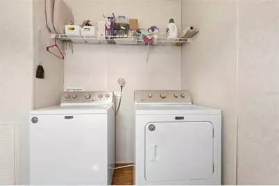 4393 Maple Avenue, Edgewater, FL 32141 - Photo 24