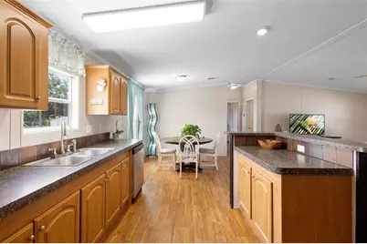 4393 Maple Avenue, Edgewater, FL 32141 - Photo 10