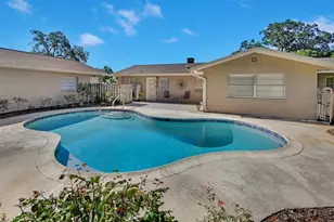 569 Parkdale Ct, Deland, FL 32724 - Photo 2