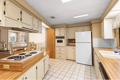 114 E Plantation Boulevard, Lake Mary, FL 32746 - Photo 18