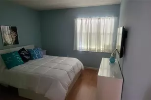 160 Live Oak Woods Ct, Deltona, FL 32725 - Photo 10