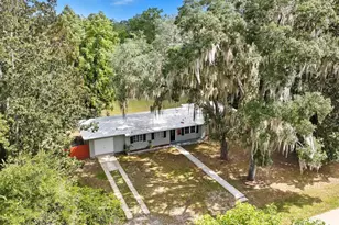 130 SW Peach St, Keystone Heights, FL 32656 - Photo 2