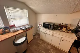 233 W Pennsylvania Ave, Deland, FL 32720 - Photo 10