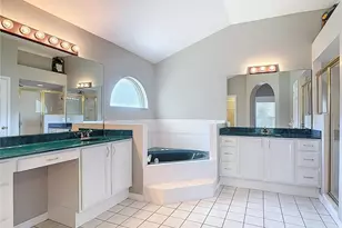 1633 Lakeside Dr, Deland, FL 32720 - Photo 22