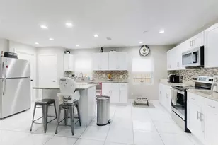 104 Winding Ridge Dr, Sanford, FL 32773 - Photo 2