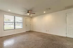 1113 Berkshire Rd, Daytona Beach, FL 32117 - Photo 6