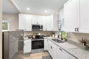 135 S Arlington Ave, Deland, FL 32724 - Photo 16