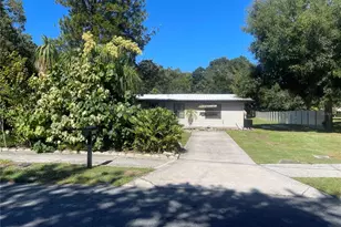 1410 E Fern Rd, Lakeland, FL 33801 - Photo 2