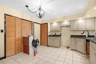 215 Heron Bay Cir, Lake Mary, FL 32746 - Photo 2