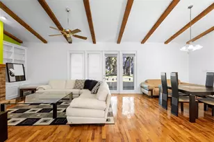 2047 Friar Tuck Ln, Orange City, FL 32763 - Photo 10