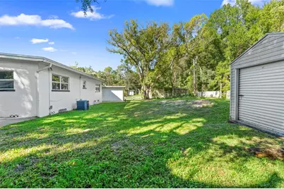 2647 S Myrtle Avenue, Sanford, FL 32773 - Photo 2