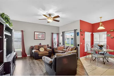 3637 Weatherfield Drive, Kissimmee, FL 34746 - Photo 14