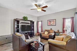 3637 Weatherfield Dr, Kissimmee, FL 34746 - Photo 16