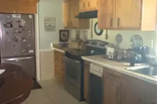 270 W McClendon St, Lady Lake, FL 32159 - Photo 8