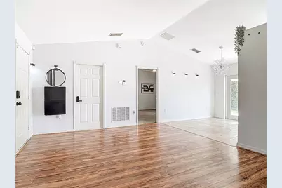 1410 5th Street, Orange City, FL 32763 - Photo 4