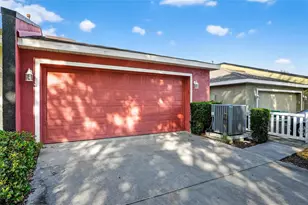 103 Manor View Ln, Deland, FL 32724 - Photo 2