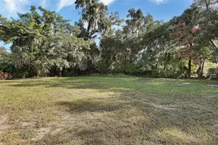 1303 S Thompson St, Deland, FL 32720 - Photo 22