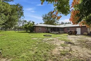 930 N Amelia Ave, Deland, FL 32724 - Photo 34