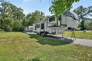 851 W Wisconsin Ave, Orange City, FL 32763 - Photo 10