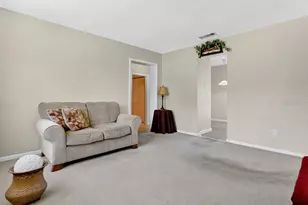 1301 N Amelia Ave, Deland, FL 32724 - Photo 4