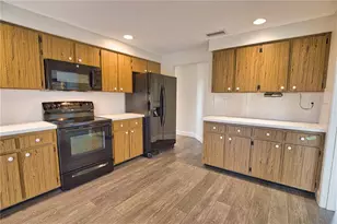 1615 Del Monte Ct, Venice, FL 34293 - Photo 16