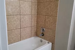 1810 W 3rd St, Sanford, FL 32771 - Photo 18