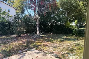 1649 E Shangri-La Dr, Daytona Beach, FL 32119 - Photo 20