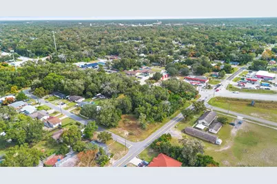 905 W Beresford Avenue, Deland, FL 32720 - Photo 4
