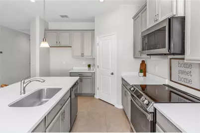 1090 Chelan Falls Drive, Deland, FL 32724 - Photo 6