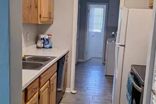 1468 E Lombardy Dr, Deltona, FL 32725 - Photo 4