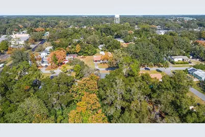 706 E Wisconsin Avenue, Deland, FL 32724 - Photo 12