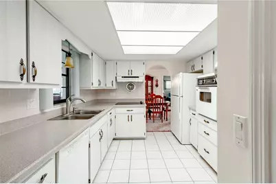 2420 Pine Tree Circle Drive, Orange City, FL 32763 - Photo 26