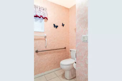 2420 Pine Tree Circle Drive, Orange City, FL 32763 - Photo 34