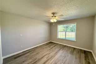 2410 S Glen Eagles Dr, Deland, FL 32724 - Photo 28