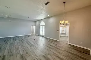 2410 S Glen Eagles Dr, Deland, FL 32724 - Photo 10