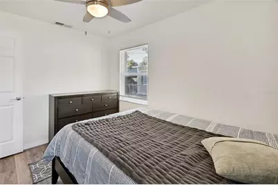 1015 E Howry Avenue, Deland, FL 32724 - Photo 14