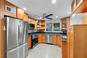 650 S Pine St, New Smyrna Beach, FL 32169 - Photo 20