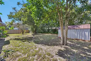 1622 Oakland Dr, Deltona, FL 32738 - Photo 30