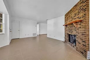 2812 Kraft Dr, Deltona, FL 32738 - Photo 6