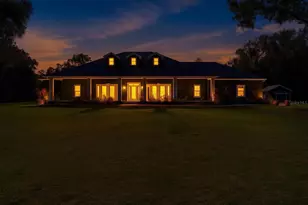 1910 Glenwood Oaks Ln, Deland, FL 32720 - Photo 2