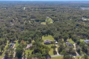 1910 Glenwood Oaks Ln, Deland, FL 32720 - Photo 10