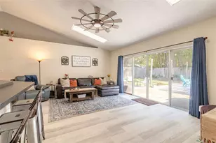 431 Secluded Oaks Trail, Deland, FL 32724 - Photo 12