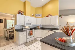 431 Secluded Oaks Trail, Deland, FL 32724 - Photo 8