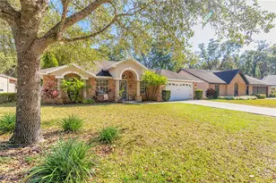 431 Secluded Oaks Trail, Deland, FL 32724 - Photo 2