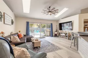 431 Secluded Oaks Trail, Deland, FL 32724 - Photo 18